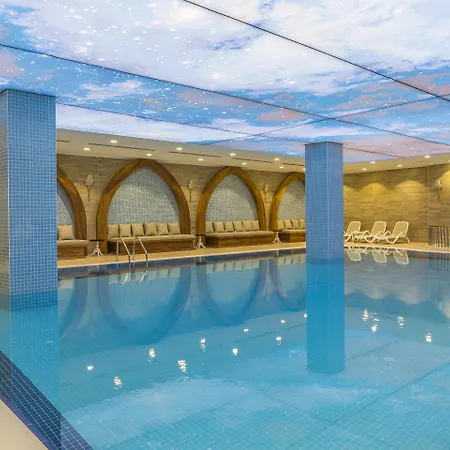 Mary Palace & Feriested 4*